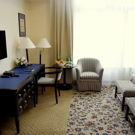 Otel Savoy Prag