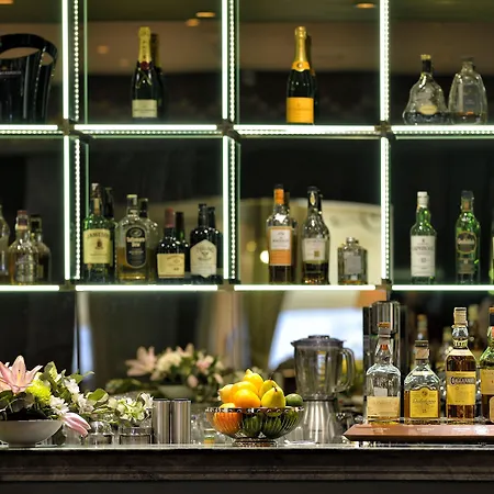 Savoy Ξενοδοχείο 4*