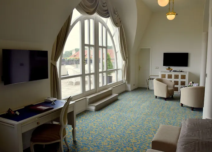 Hotell Savoy Prag