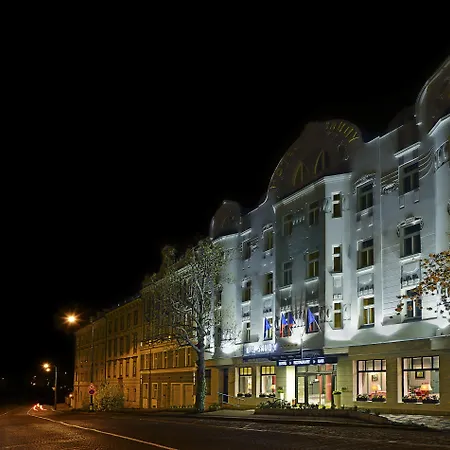 Savoy فندق
