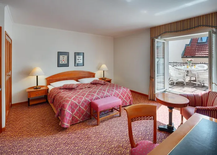 Savoy Hotell 4*